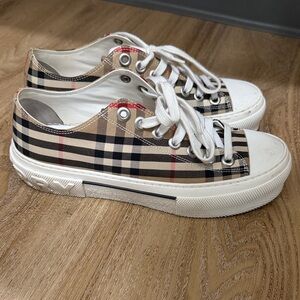 Burberry Beige and White Checkered Sneakers sz 38.5